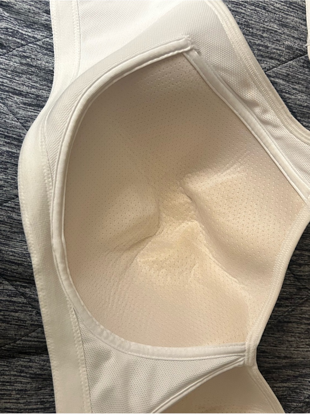 Vanity Fair® Full Figure Wire Free Sport Bra - 71500 - Picture 11 of 14
